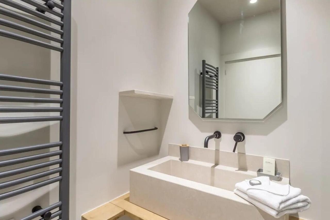 Private Furnished Apartment Ideally Located in The Carré d'Or Niza Exterior foto